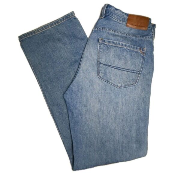 Tommy Bahama Jeans Men 33/32 Standard Medium Blue Washed Out Zip Fly Straight - Picture 1 of 12